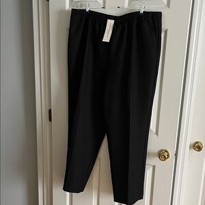 Alfred Dunner Women's Black Dress Pants